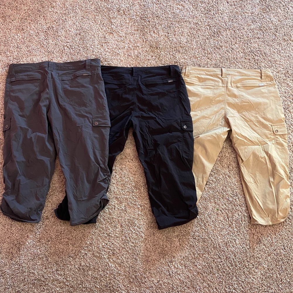 Eddie Bauer Women's Cargo Capri bundle (2) - Picture 5 of 5